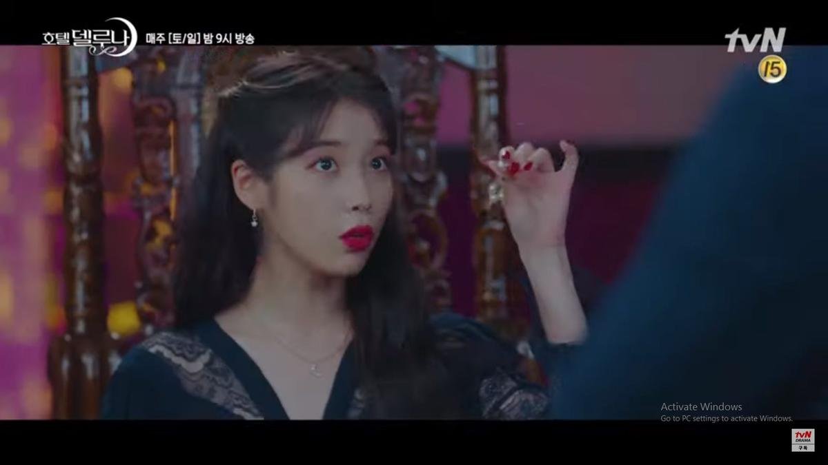 IU hỏi Yeo Jin Goo có yêu mình không trong preview tập 5 'Hotel Del Luna' Ảnh 5