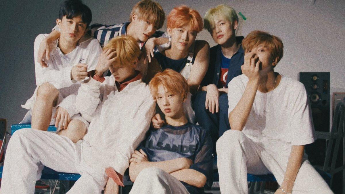 NCT Dream chuẩn bị tái xuất, SM Ent khóc ròng vì lại tốn tiền mua quần áo mới cho đàn con út Ảnh 3