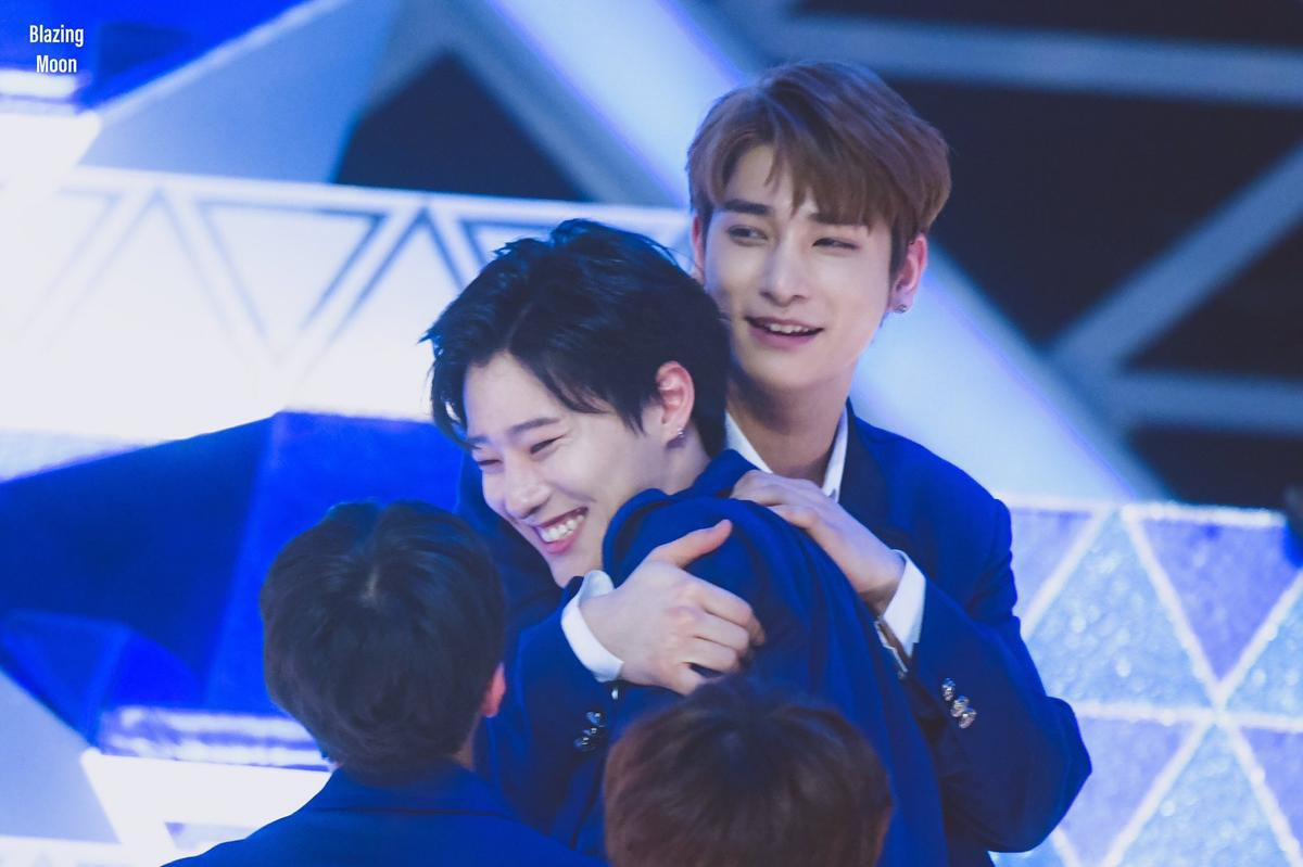 100 khoảnh khắc khóc cạn nước mắt của các thực tập sinh tại đêm chung kết 'Produce X 101' Ảnh 69