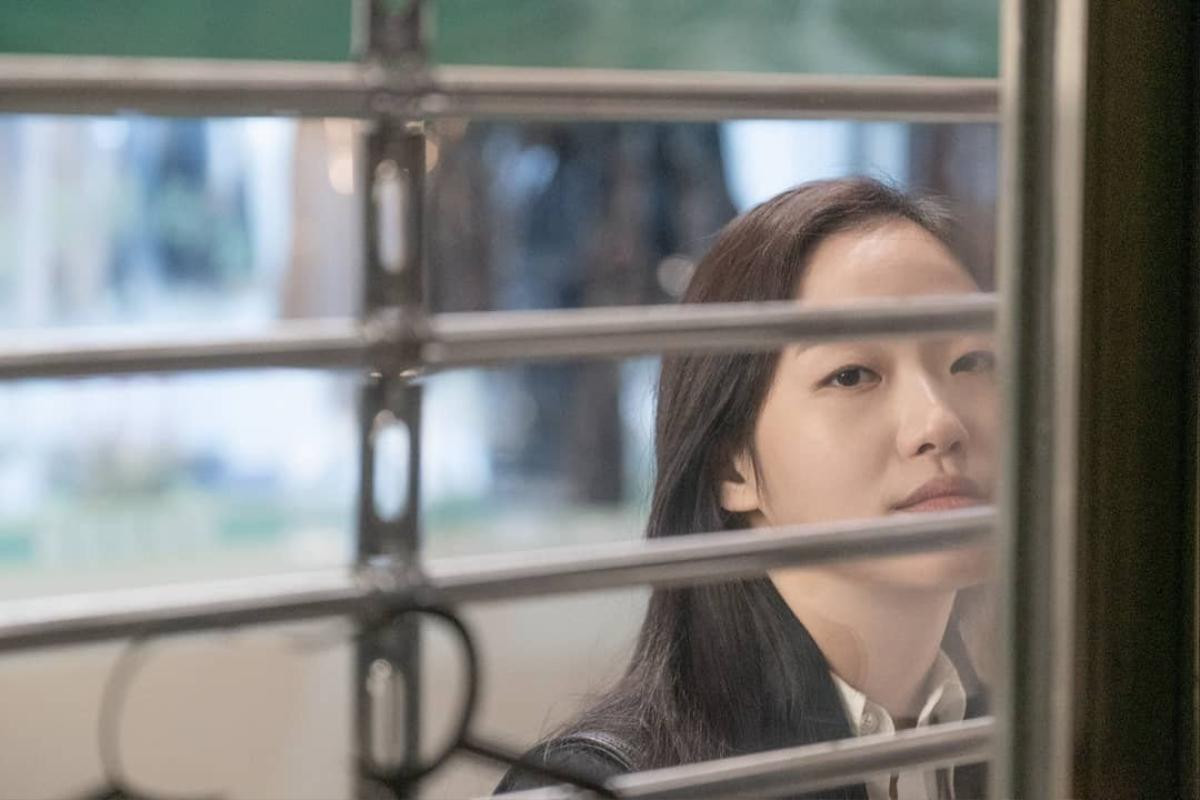 Mối tình ngọt ngào, rung động trái tim của Jung Hae In và Kim Go Eun trong phim 'Tune in for Love' Ảnh 8