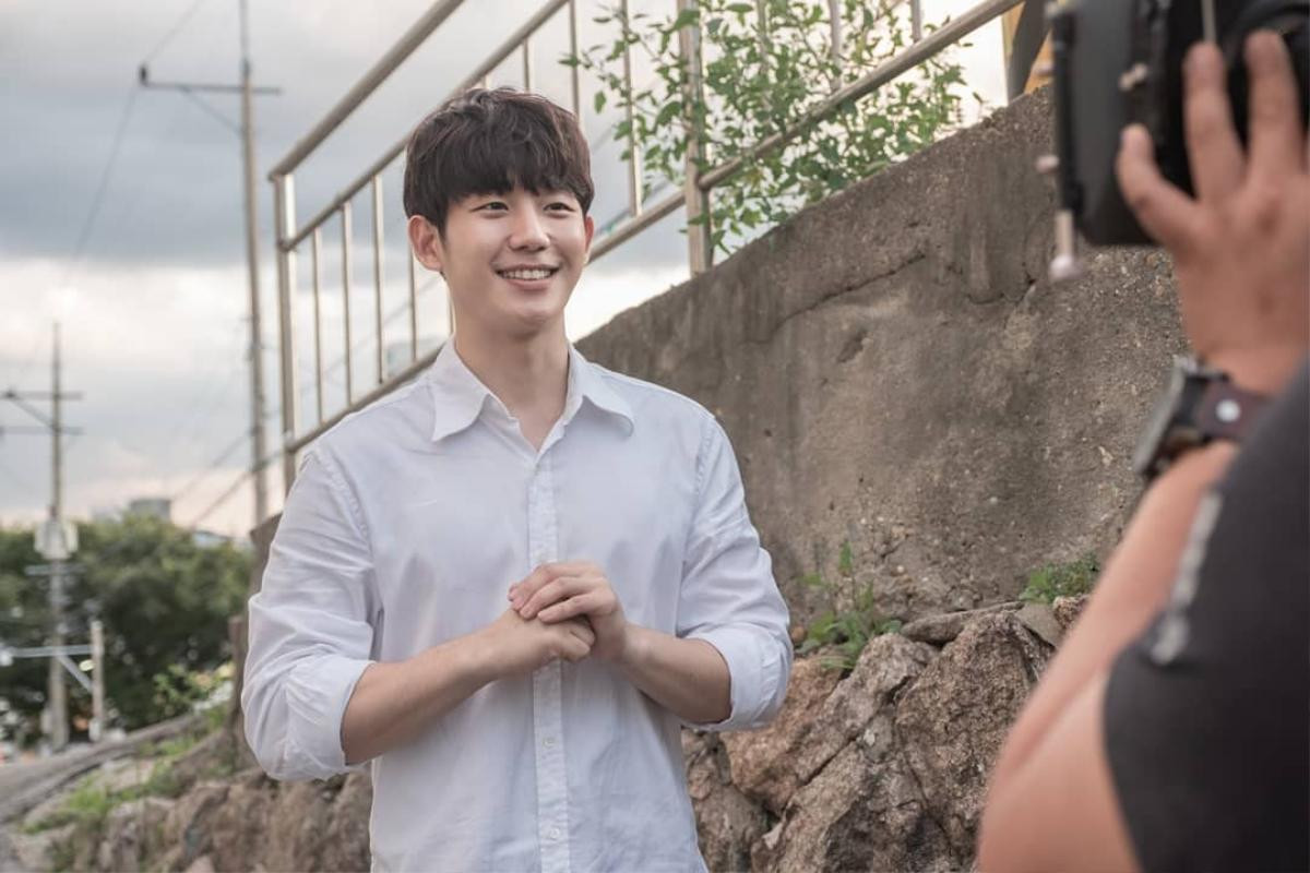 Mối tình ngọt ngào, rung động trái tim của Jung Hae In và Kim Go Eun trong phim 'Tune in for Love' Ảnh 10