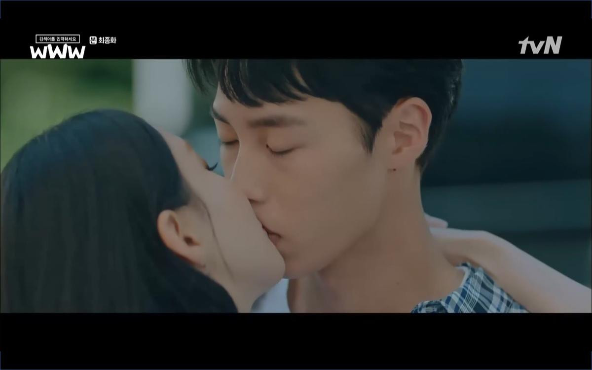 Phim 'Search: WWW' tập cuối đầy nước mắt: Jang Ki Yong bỏ Im Soo Jung đi định cư nước ngoài? Ảnh 16