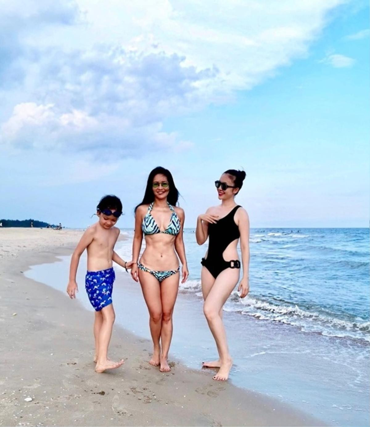 Mặc bikini, khoe cơ bụng săn chắc ở tuổi U50, diva Hồng Nhung khiến bao thiếu nữ ghen tỵ Ảnh 3