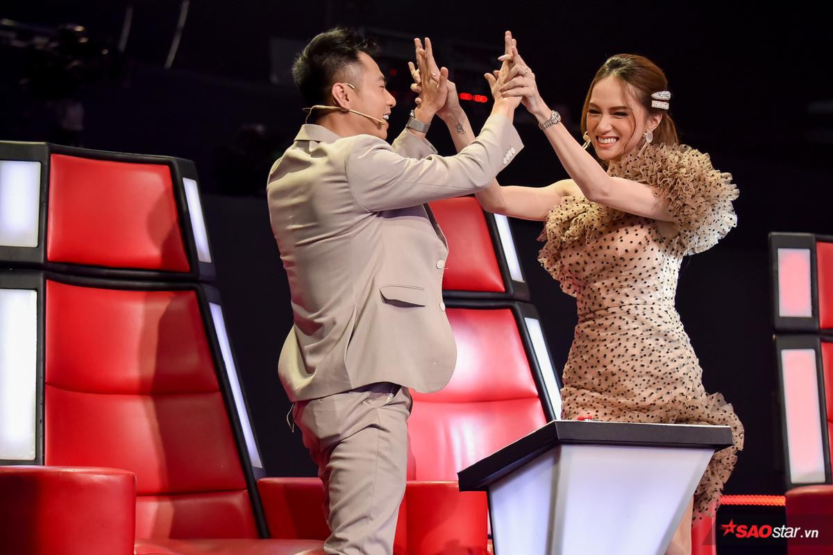 Tập 2 The Voice Kids 2019: Lưu Thiên Hương nếm mùi bị CHẶN, Hương Giang khoe trình tiếng Anh chuẩn hoa hậu quốc tế Ảnh 4