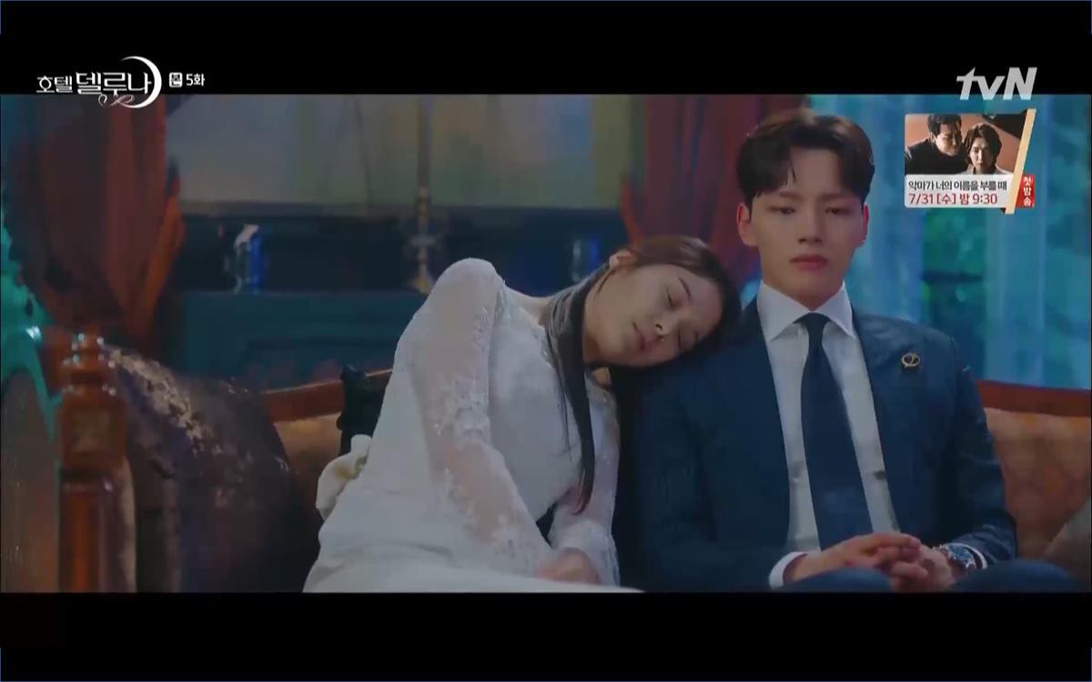 Phim 'Hotel Del Luna' tập 5: IU nổi trận lôi đình khi Yeo Jin Goo dám đồng ý kết hôn với hồn ma Ảnh 22