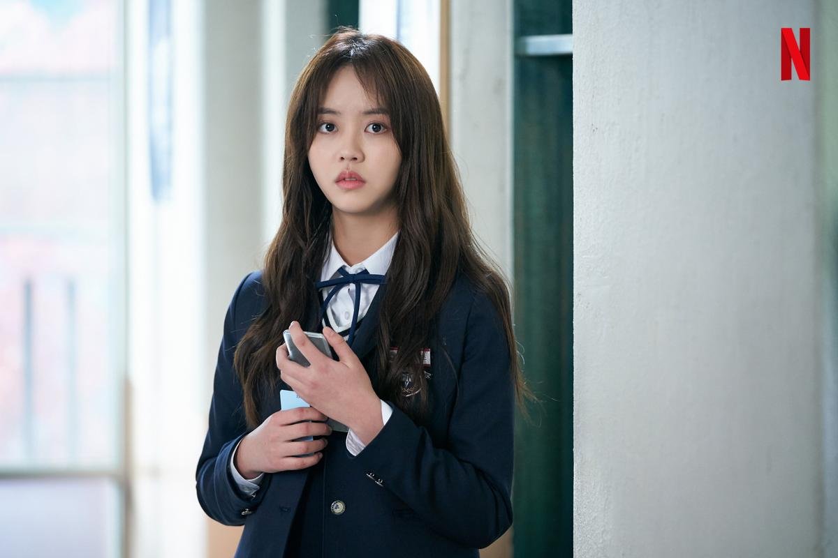 ‘Love Alarm’ của Kim So Hyun và 2 bạn diễn mỹ nam phát hành poster đầu tiên Ảnh 2