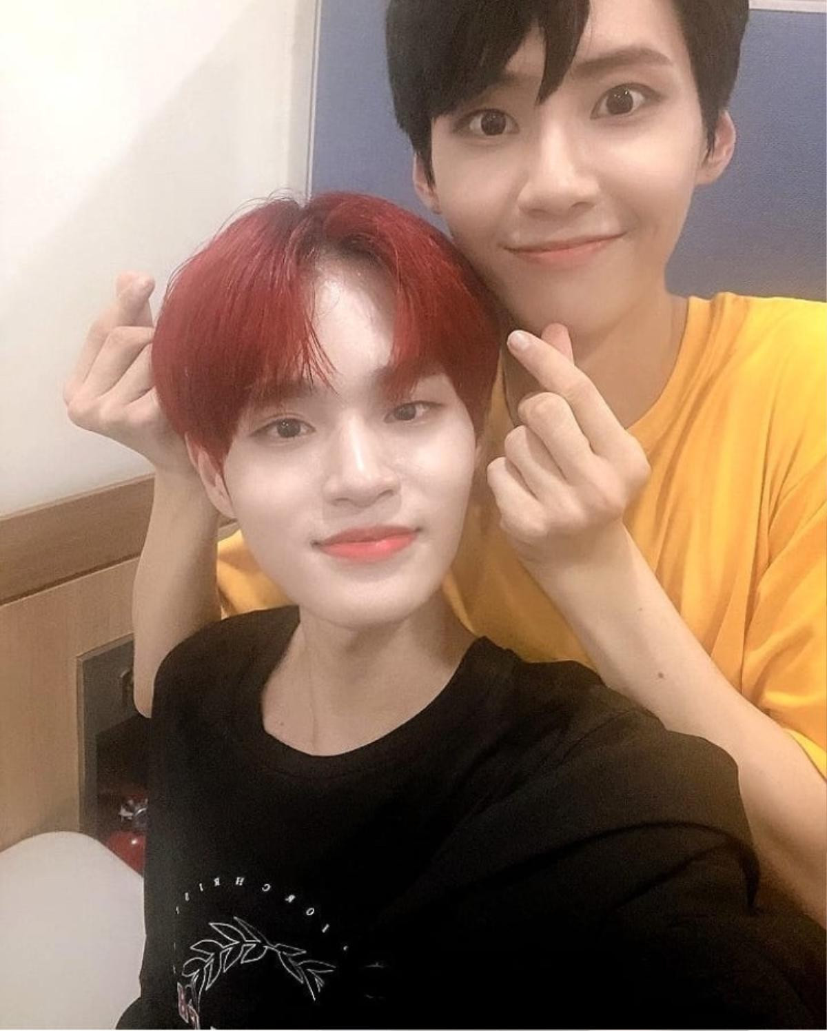 Produce X 101: Kim Min Kyu 'ghen tuông' khi Lee Jin Hyuk đi chơi riêng cùng Lee Dae Hwi Ảnh 1