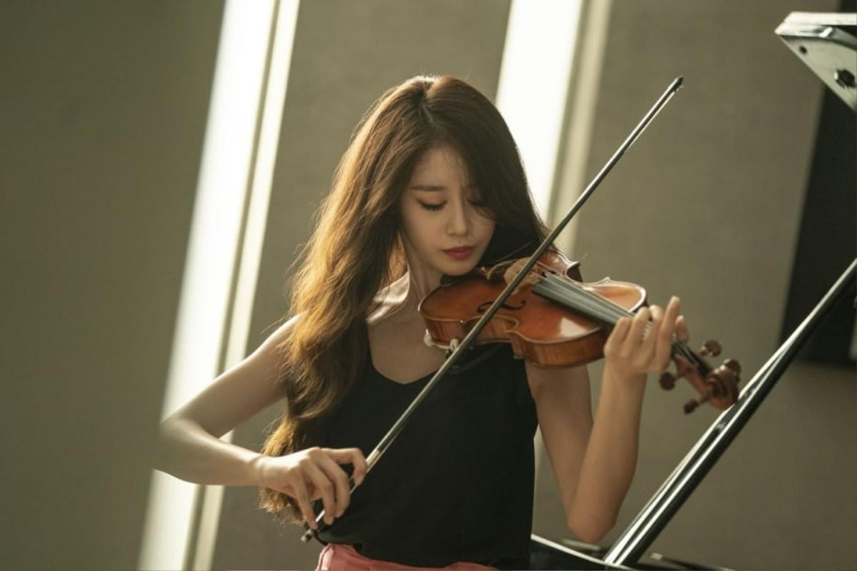 'I Wanna Hear Your Song': Park Ji Yeon (T-ARA) lột xác với thần thái sang chảnh, vẻ đẹp gây thương nhớ Ảnh 3