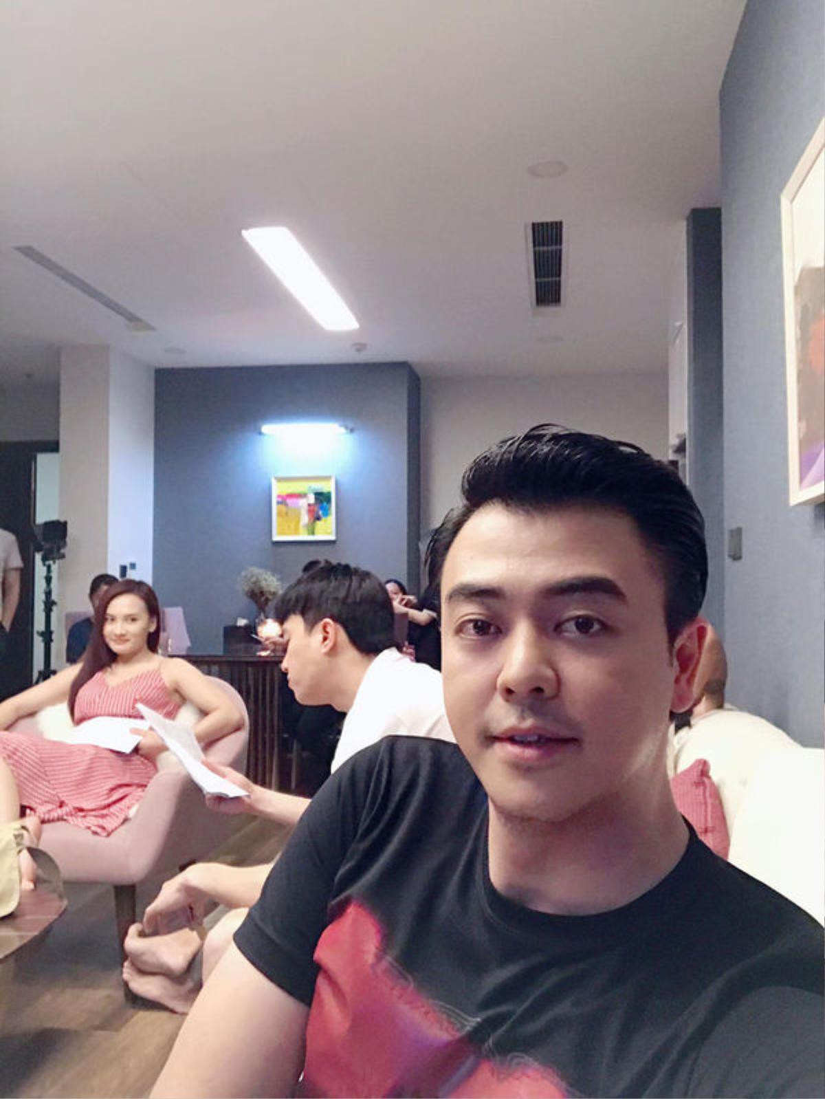 Bảo Thanh livestream quay phim khuya cùng Bảo Hân, còn cùng nhau khoe giọng hát không thua gì cả sĩ Ảnh 1