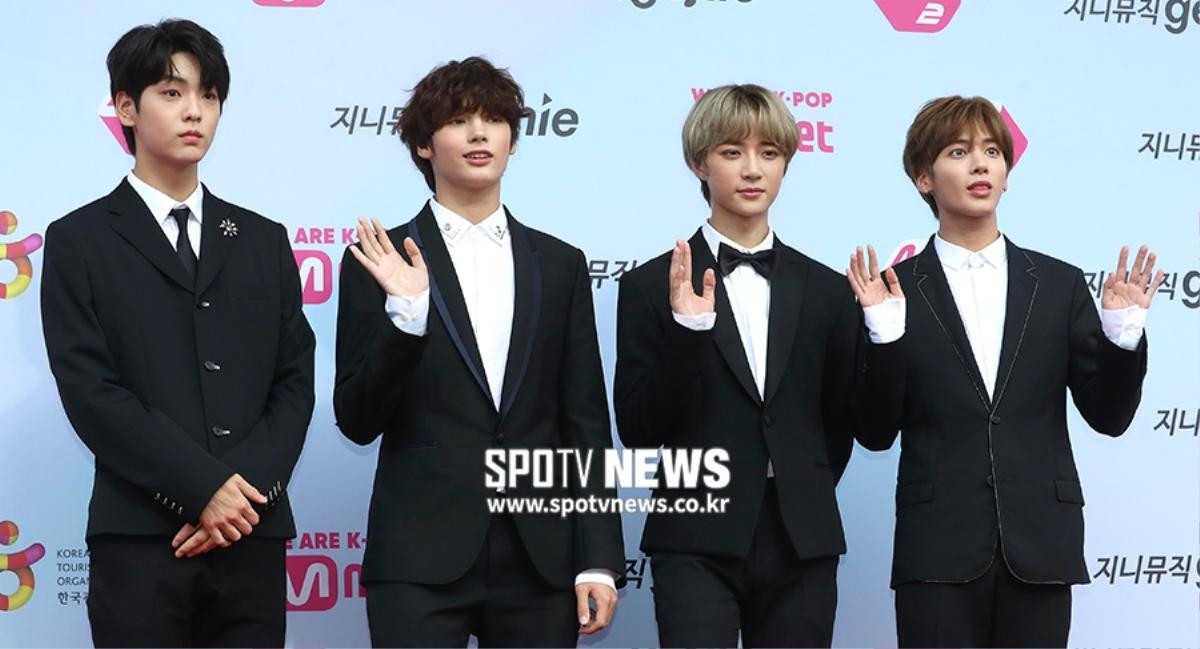 Live trực tiếp 'MGMA 2019': Goo Hye Sun áp đảo TWICE, 'hậu bối BTS' TXT đáng yêu Ảnh 2