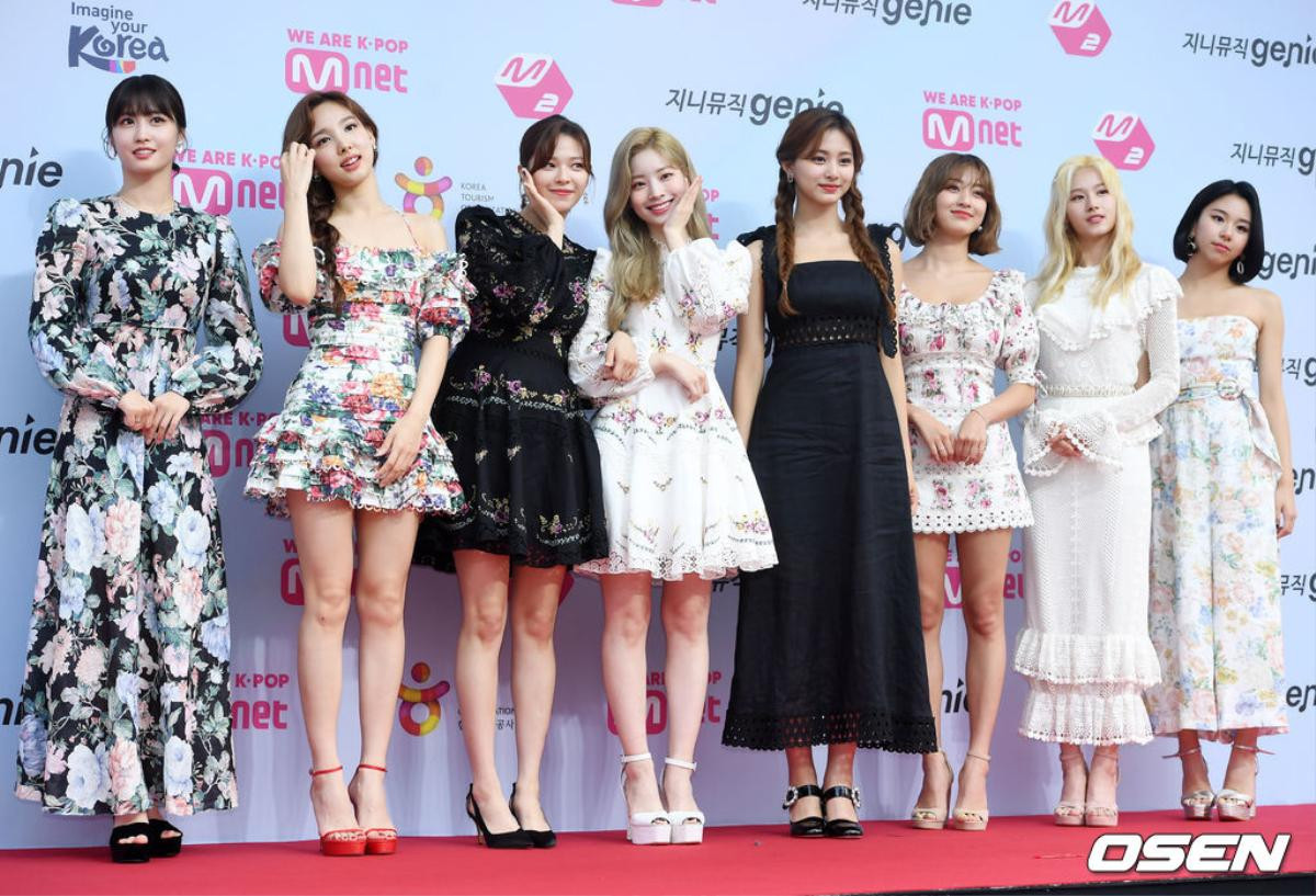 Live trực tiếp 'MGMA 2019': Goo Hye Sun áp đảo TWICE, 'hậu bối BTS' TXT đáng yêu Ảnh 18