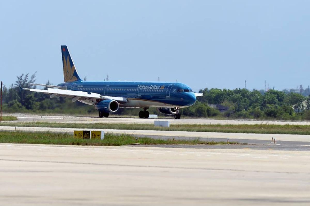 Sân bay Hải Phòng đóng cửa, Vietnam Airlines huỷ hàng loạt chuyến bay do ảnh hưởng của bão số 3 Ảnh 1