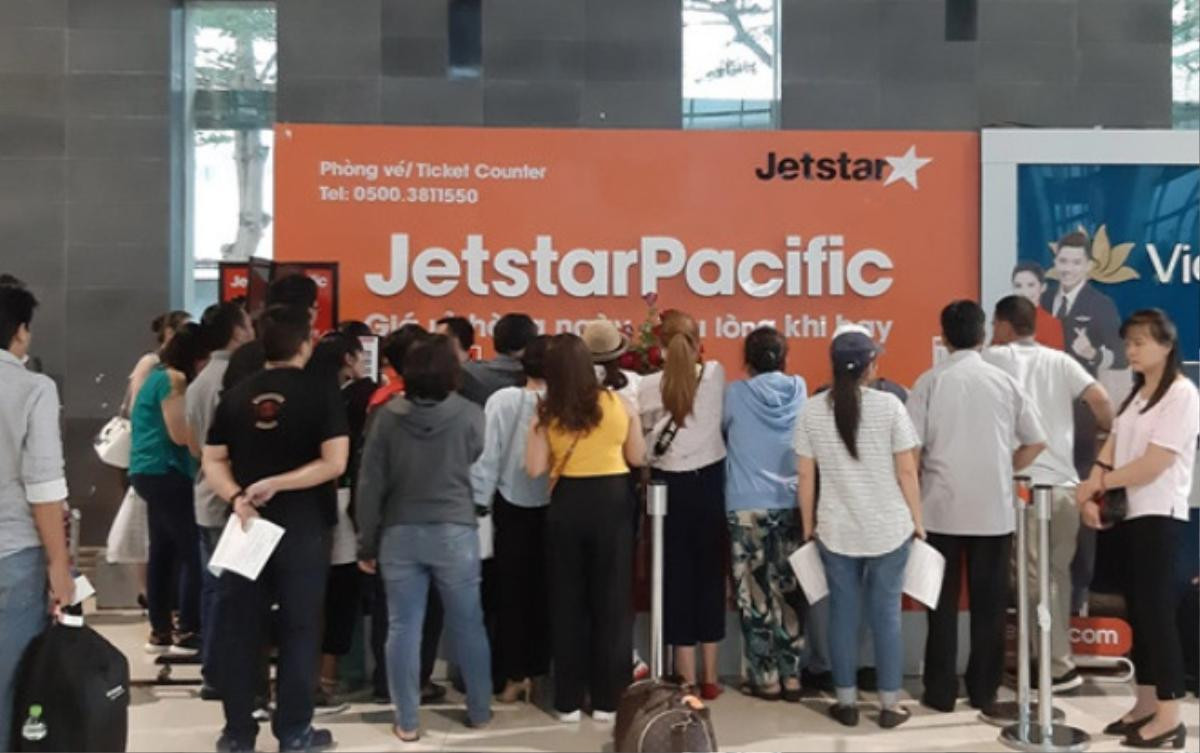 Hàng trăm hành khách Jetstar Pacific bức xúc vì bị delay hơn 10 tiếng Ảnh 2