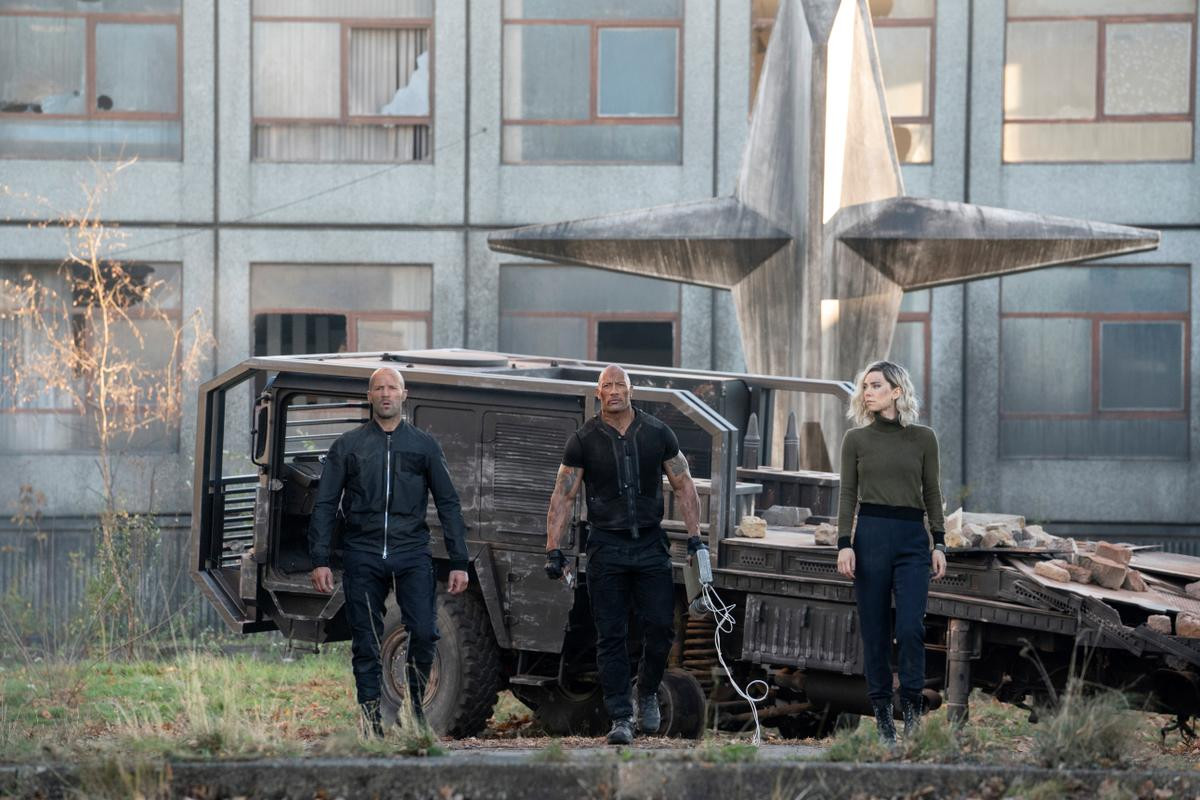 'Hobbs & Shaw': Chẳng cần tới Toretto, 'Fast & Furious' vẫn có thể ăn nên làm ra với mô típ đua xe hành động Ảnh 8