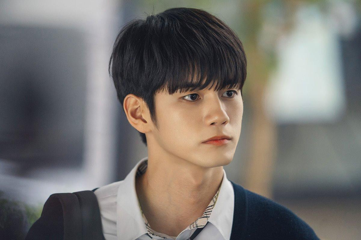 Ong Seong Woo (Wanna One) trong 'Khoảnh khắc tuổi 18': Lại thêm một idol có diễn xuất gây chú ý! Ảnh 1