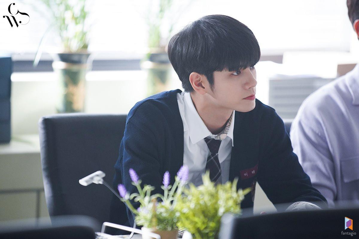 Ong Seong Woo (Wanna One) trong 'Khoảnh khắc tuổi 18': Lại thêm một idol có diễn xuất gây chú ý! Ảnh 7