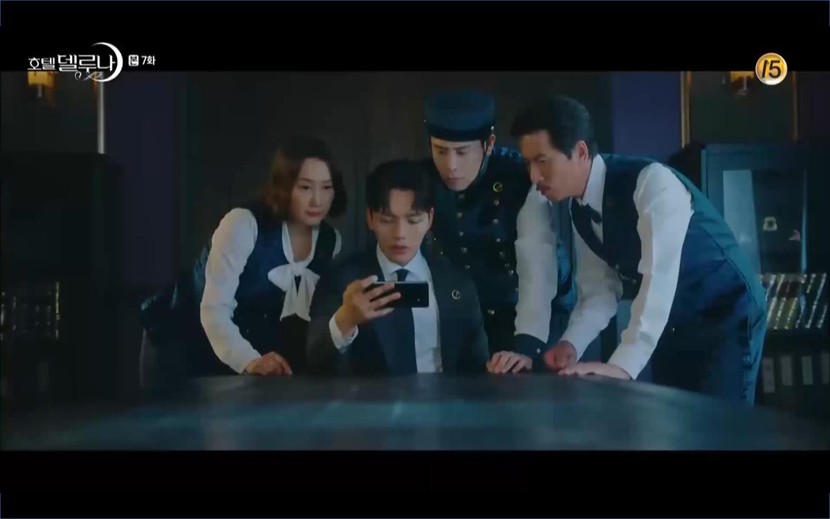 Phim 'Hotel Del Luna' tập 7: IU chết lặng khi gặp lại tình địch sau ngàn năm Ảnh 15