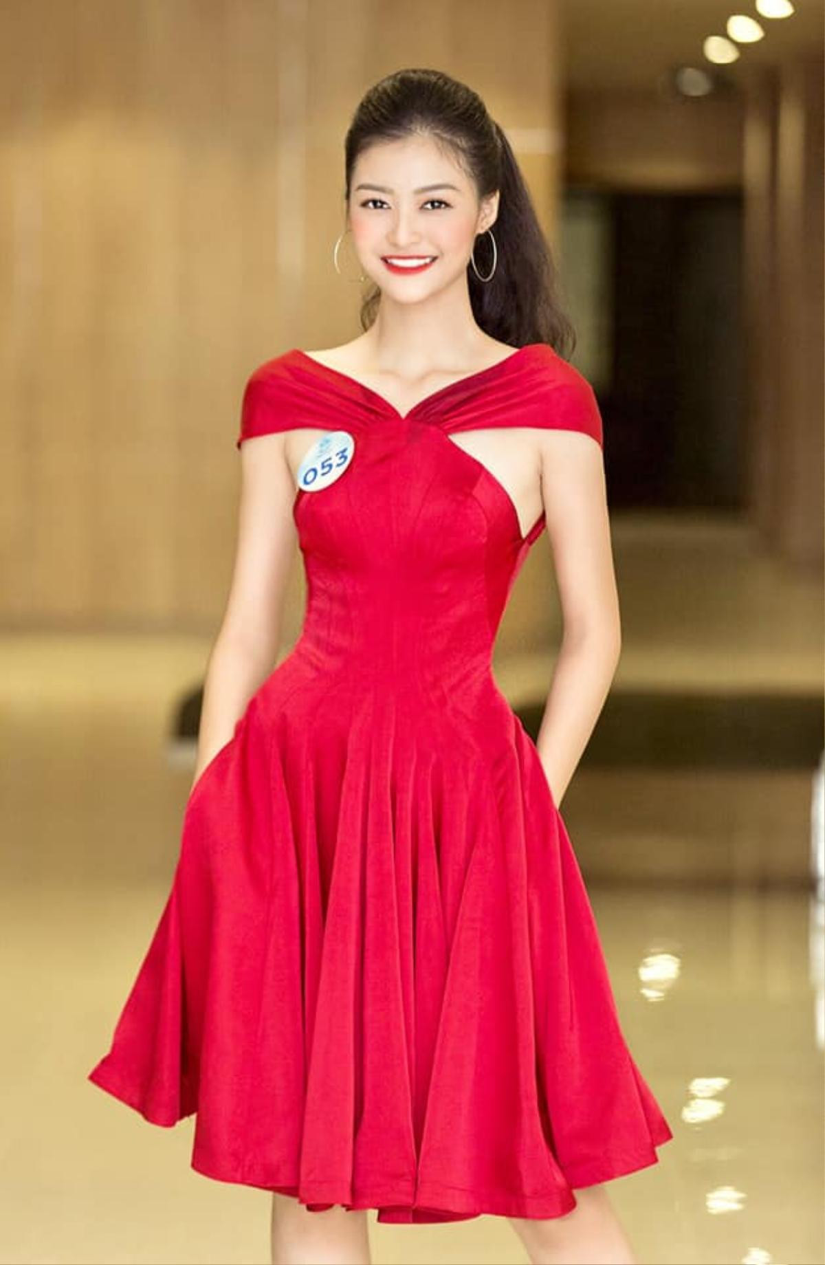 Miss World Vietnam 2019: Hoa hậu và Á hậu 2 khoá facebook, và đây là chân dung Á hậu 1 Ảnh 3