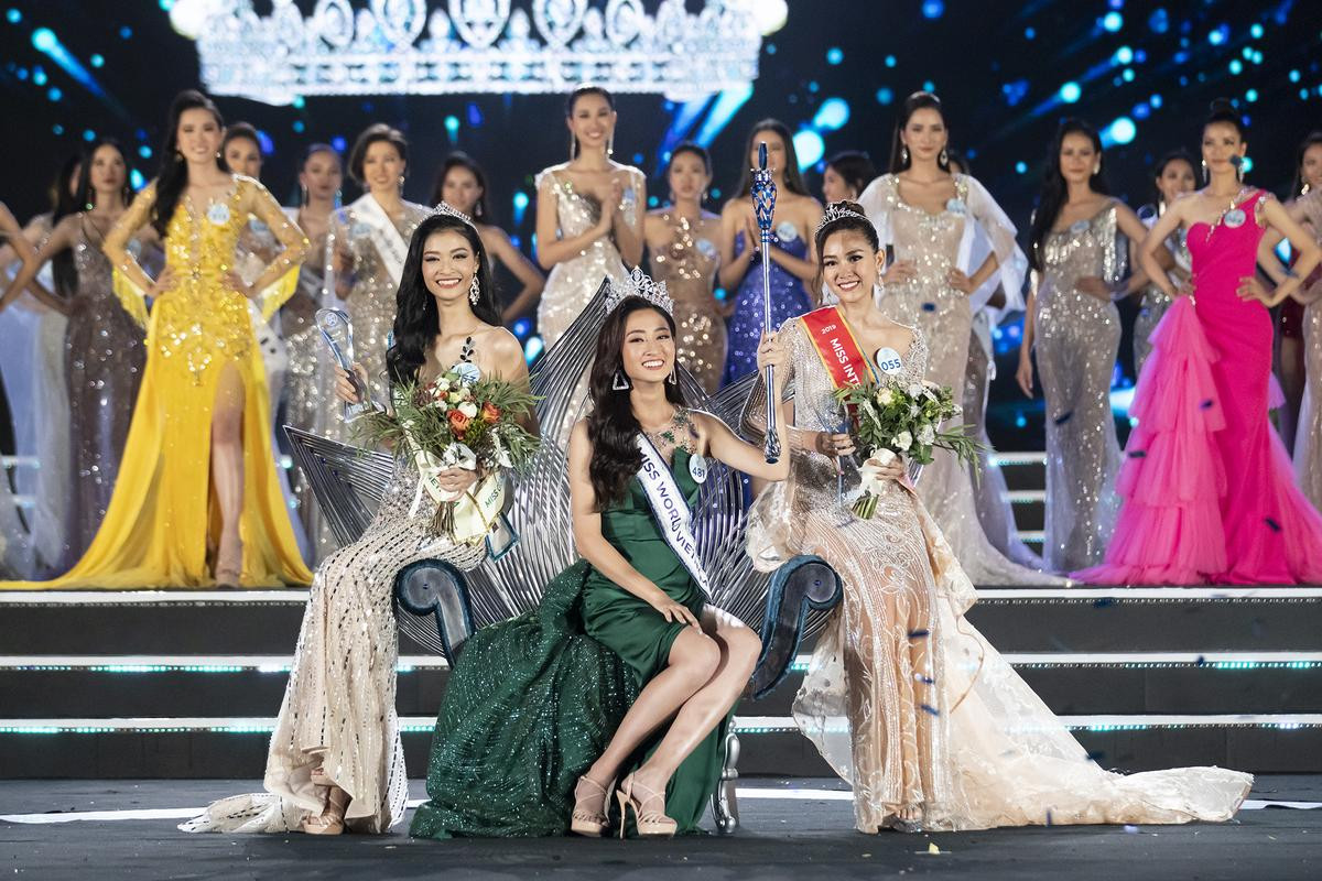 Xem lại khoảnh khắc ứng xử của top 3 Miss World Việt Nam 2019 để thấy họ xứng đáng! Ảnh 1