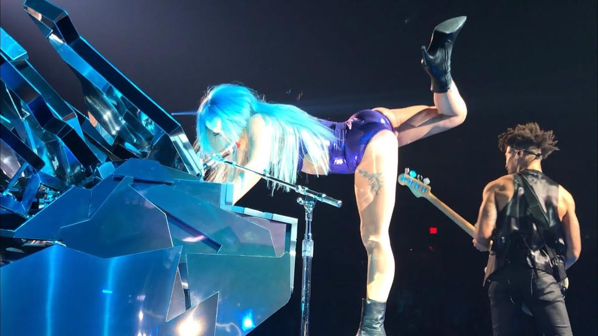 Nhiệt tình nhào lộn: Enigma của Lady Gaga lọt Top 15… chương trình xiếc đỉnh nhất tại Las Vegas! Ảnh 7