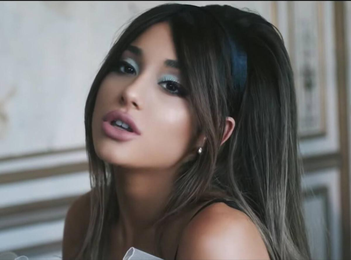 Trước tin đồn hẹn hò với thành viên Social House, Ariana Grande nói gì? Ảnh 2