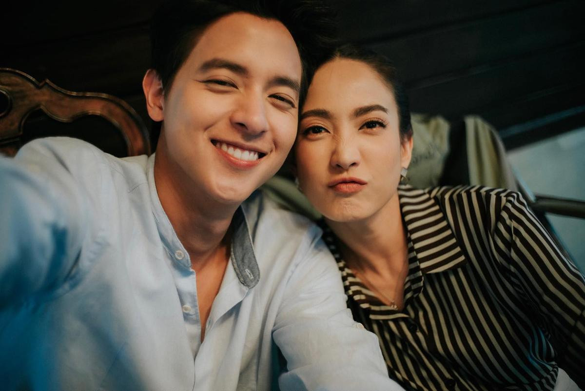 'Hoàng tử nụ cười' James Jirayu và năm người tình màn ảnh cùng nhau tạo nên những bộ phim truyền hình ấn tượng Ảnh 9