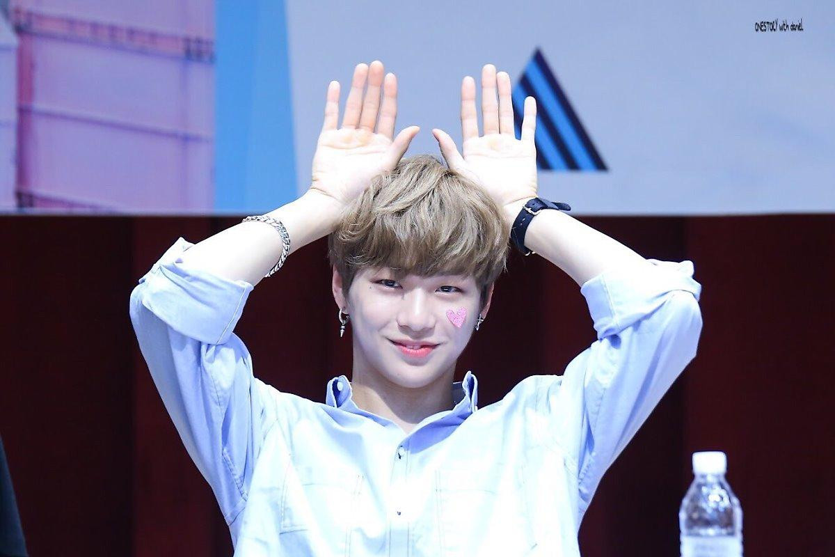 Cái giá phải trả khi Kang Daniel hẹn hò Jihyo (TWICE): Người hâm mộ 'thoát fan', quay lưng chỉ trích và vứt album của idol Ảnh 5