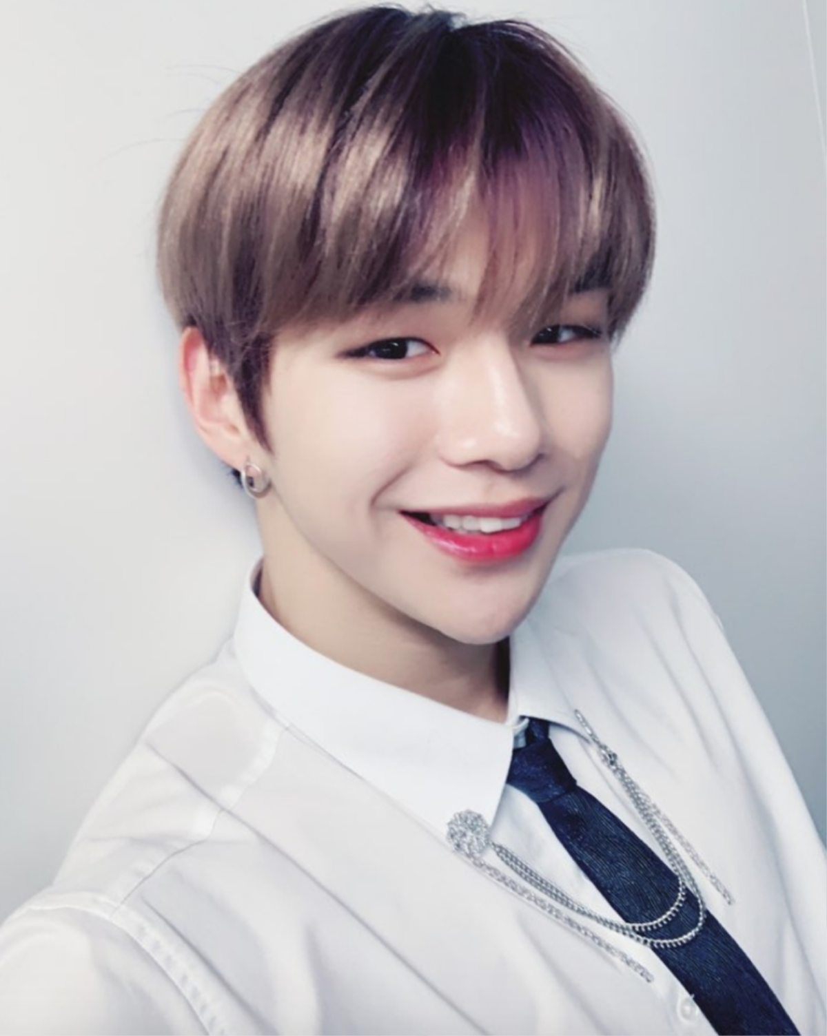 Cái giá phải trả khi Kang Daniel hẹn hò Jihyo (TWICE): Người hâm mộ 'thoát fan', quay lưng chỉ trích và vứt album của idol Ảnh 9