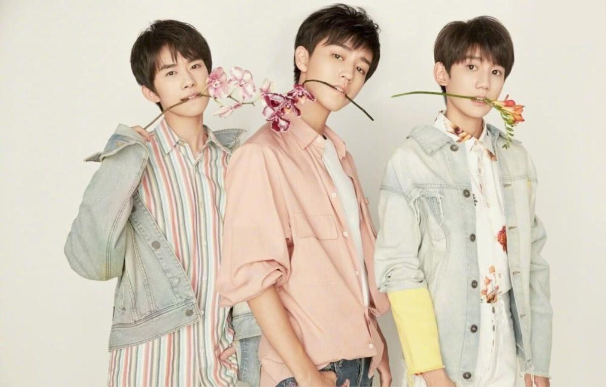 Bộ ảnh kỷ niệm 6 năm ngày ra mắt của TFBoys khiến fan cảm động, tràn ngập cảm xúc Ảnh 1