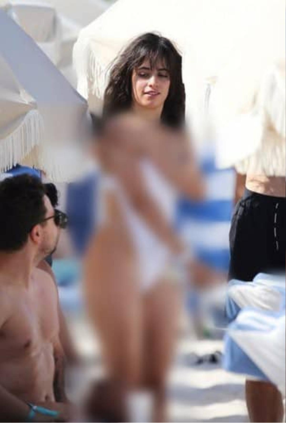 Bị chê da sần sùi, béo mầm khi diện bikini: Camila Cabello nói gì? Ảnh 2