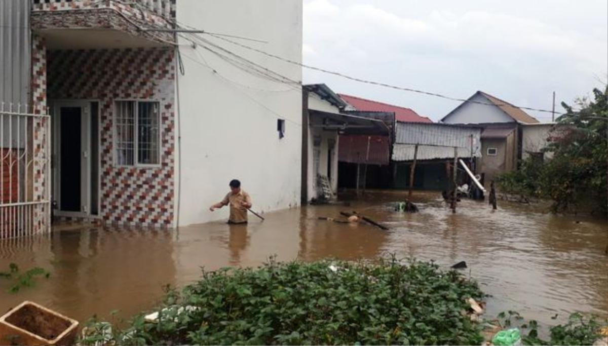 Cận cảnh 'đảo ngọc' Phú Quốc ngập úng nghiêm trọng sau mưa lớn Ảnh 9