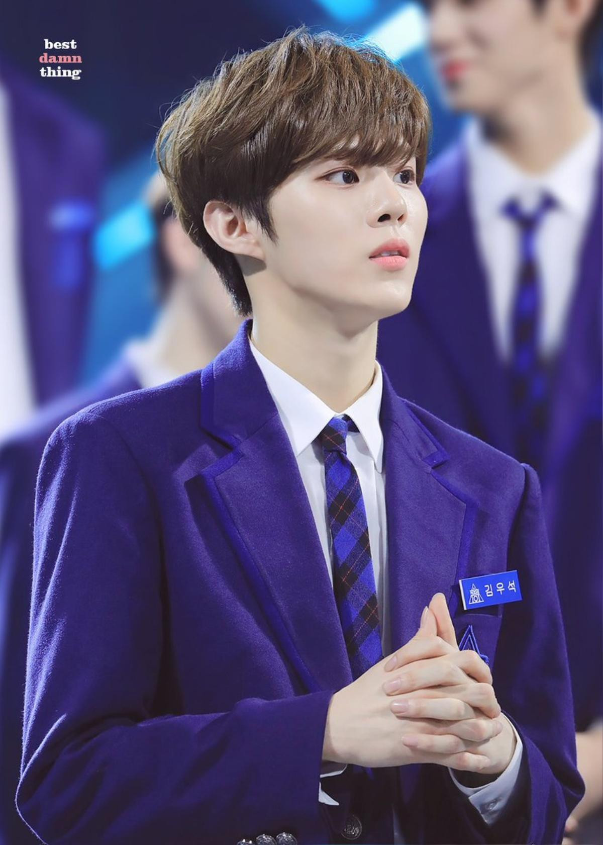 Lộ diện gia đình của thành viên 'Produce X 101': Mẹ Lee Eun Sang và chị gái Lee Jin Hyuk gây sốt vì quá xinh Ảnh 17