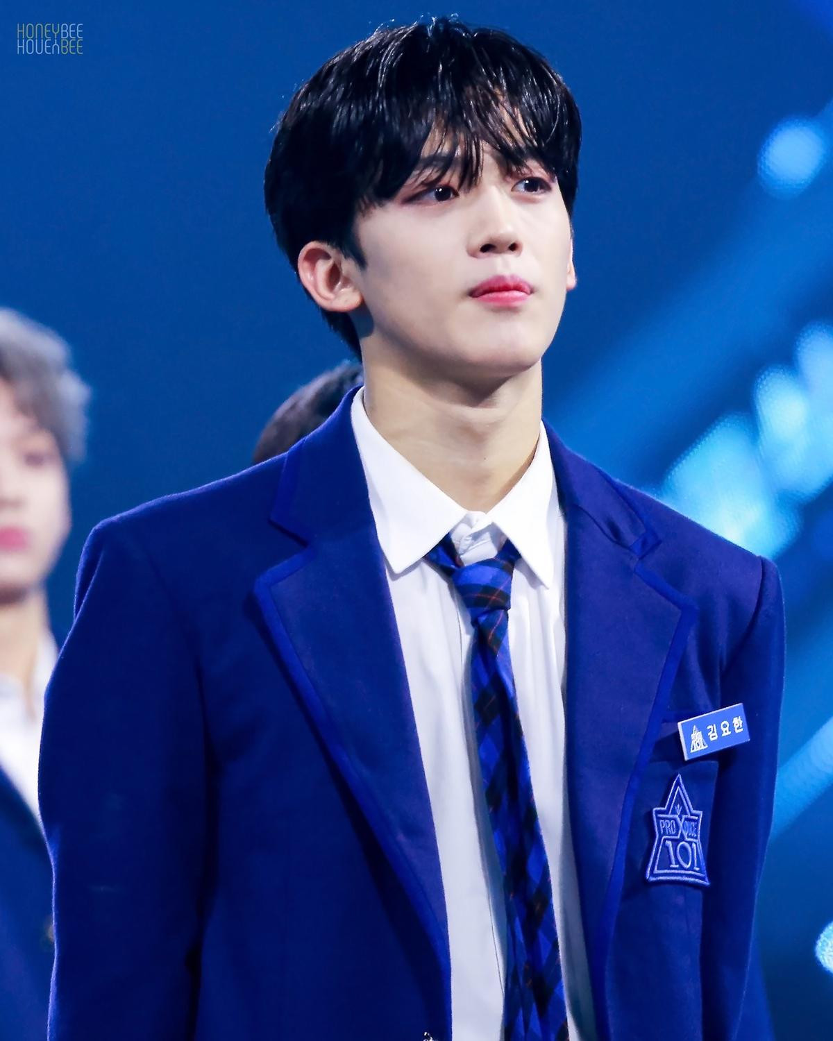 Lộ diện gia đình của thành viên 'Produce X 101': Mẹ Lee Eun Sang và chị gái Lee Jin Hyuk gây sốt vì quá xinh Ảnh 18