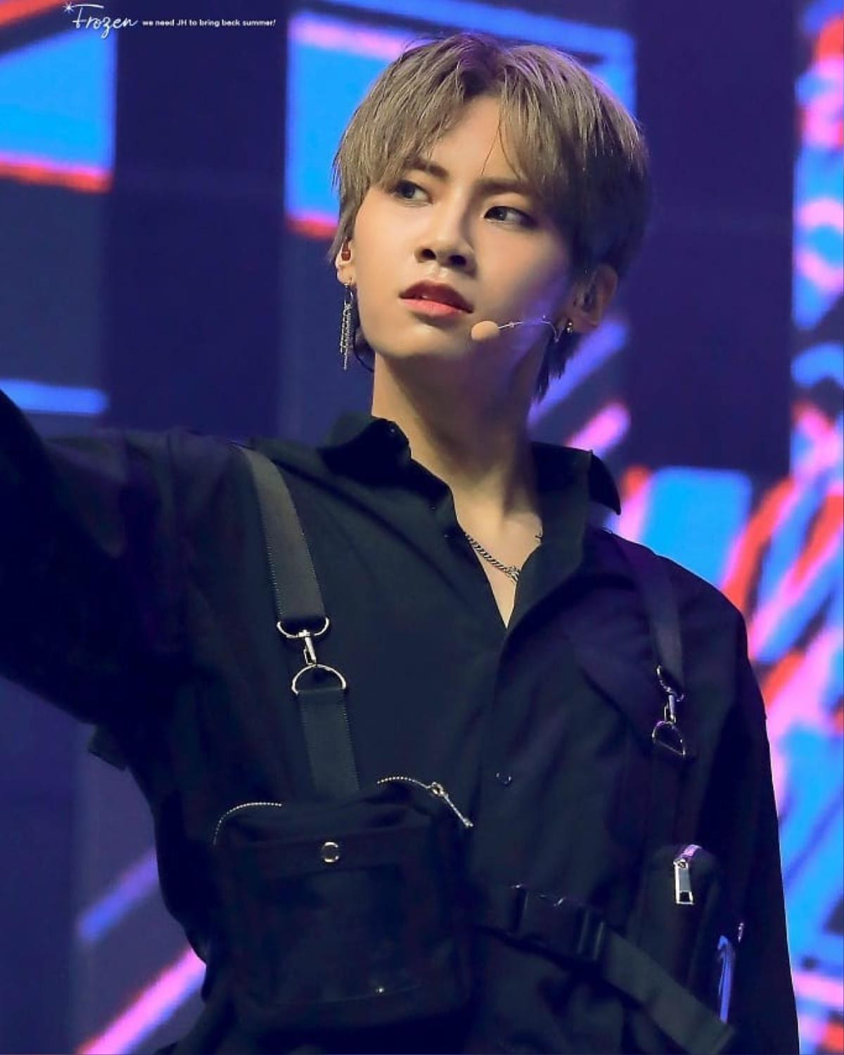 Produce X 101: Jinhyuk tiết lộ xém từ bỏ làm idol vì bệnh tim Ảnh 4