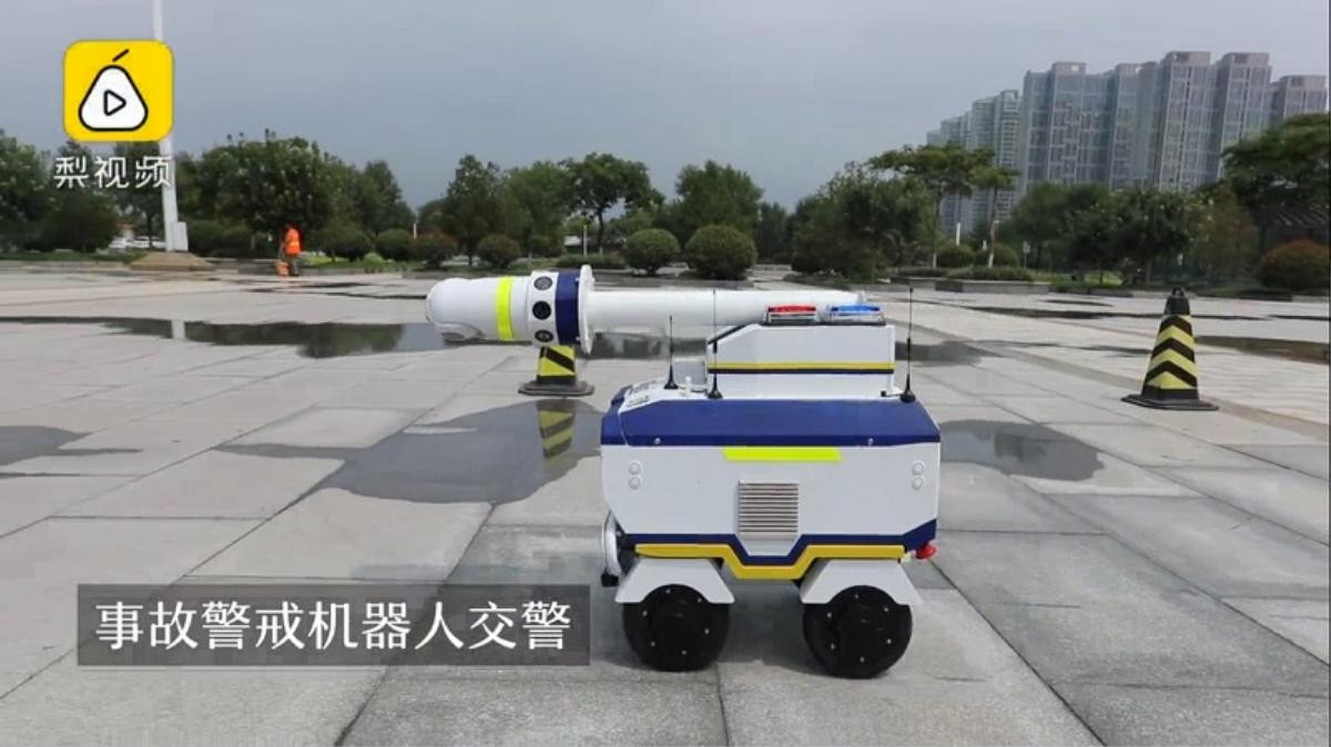 robot tuần tra Trung Quốc