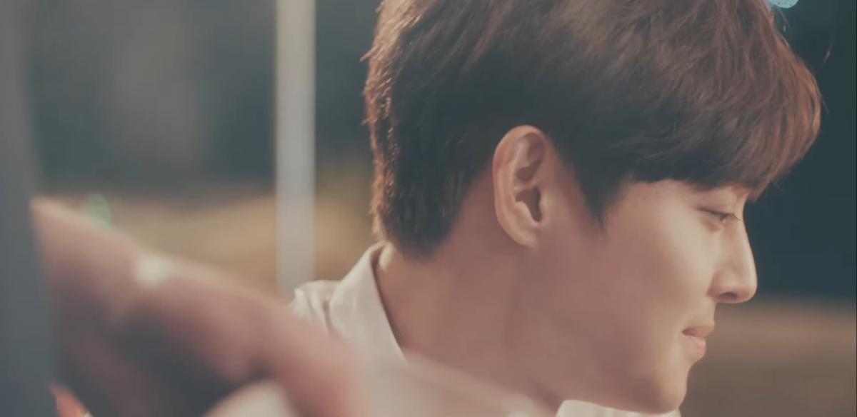 Kim Hyun Joong tái xuất với MV 'The Smile In Wine': Sự trở lại ấm áp, ngọt ngào và đáng được đón nhận Ảnh 4