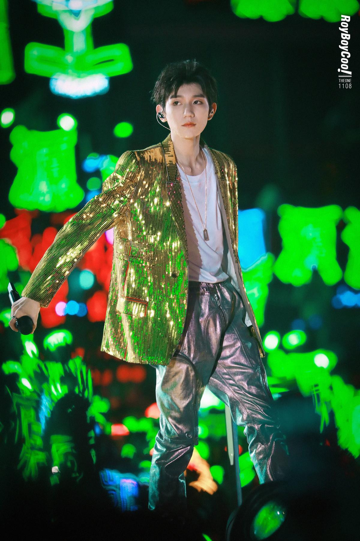 Kỷ niệm 6 năm debut: Concert thành công, TFBOYS quyến rũ bùng nổ trên sân khấu Ảnh 19