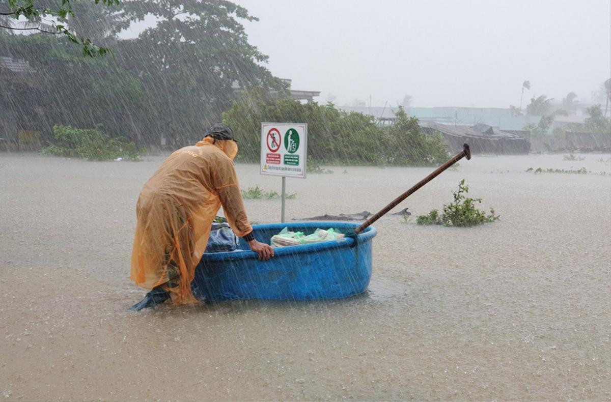 'Đảo ngọc' Phú Quốc chìm trong biển nước, thiệt hại hơn 100 tỷ đồng Ảnh 2