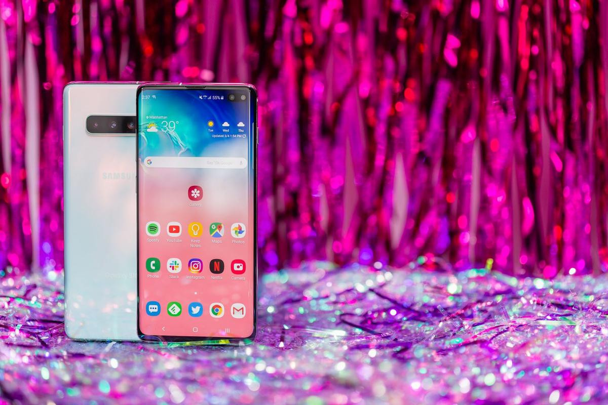 Cuộc chiến song mã: iPhone Xs và Samsung Galaxy Note10 có gì khác nhau? Ảnh 2