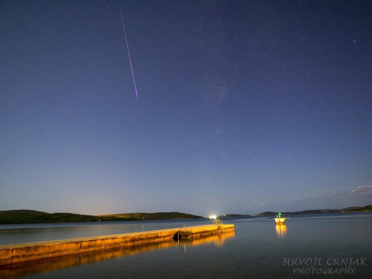 Mãn nhãn trước hình ảnh mưa sao băng Perseid tuyệt đẹp trên khắp thế giới Ảnh 3