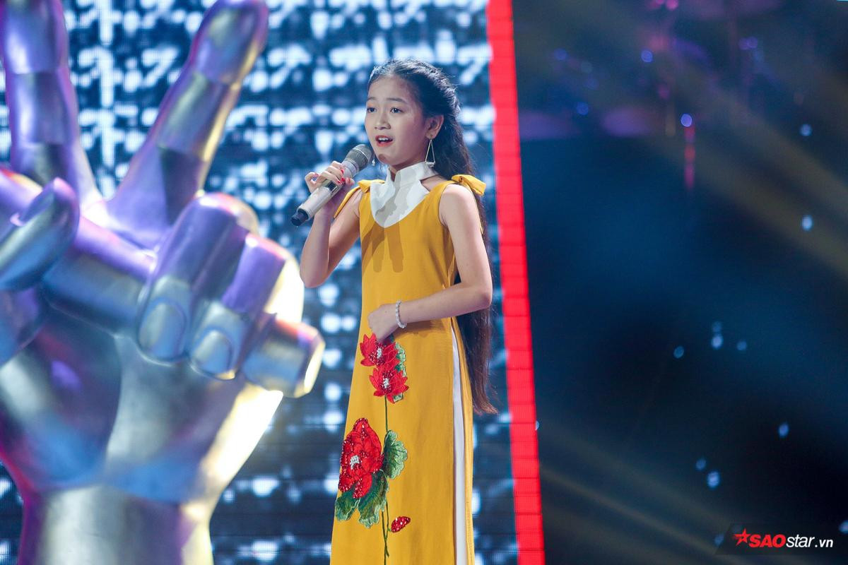 Phần thi Giấu mặt của Kiều Minh Tâm cán mốc triệu view: Nhân tố sáng giá của The Voice Kids 2019 Ảnh 2