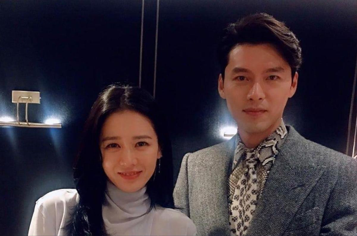 Hyun Bin, Son Ye Jin, Kim Jung Hyun, Seo Ji Hye cùng đọc kịch bản cho bộ phim hài - lãng mạn sắp tới! Ảnh 4