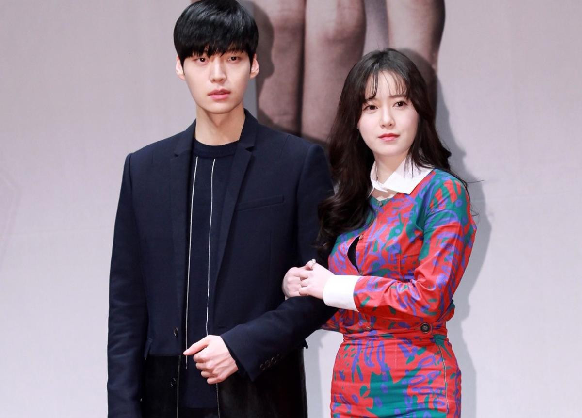 'Từ tình yêu thành chiến tranh': Dispatch tung tin nhắn độc quyền giữa Goo Hye Sun và Ahn Jae Hyun Ảnh 12