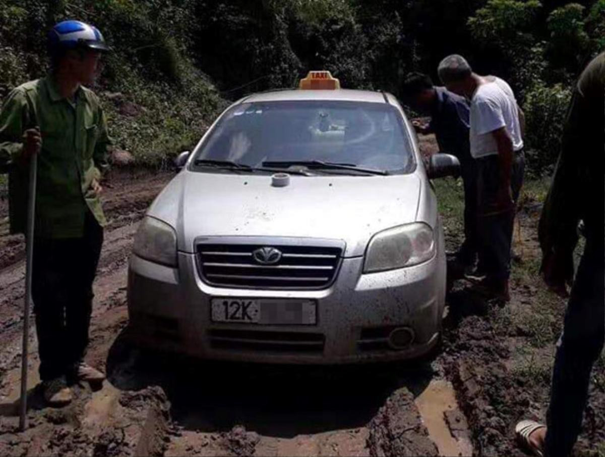 Vụ tài xế taxi bị 3 người Trung Quốc sát hại: Tài xế cảm thấy bất an, dừng xe xin tiền cước thì bị sát hại Ảnh 2