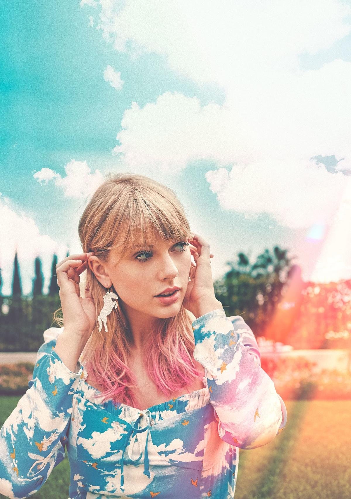 Nghe ngay 'át chủ bài' từ album Lover: Chào đón kỷ nguyên ngọt ngào và nồng nàn từ Taylor Swift Ảnh 1