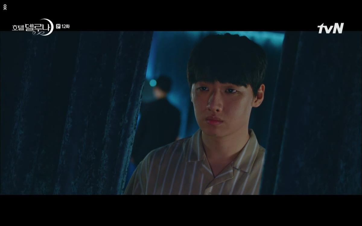 Phim 'Hotel Del Luna' tập 12: IU khóc hết nước mắt vì nghe tin Yeo Jin Goo bị giết, chính thức xác nhận tình cảm? Ảnh 5