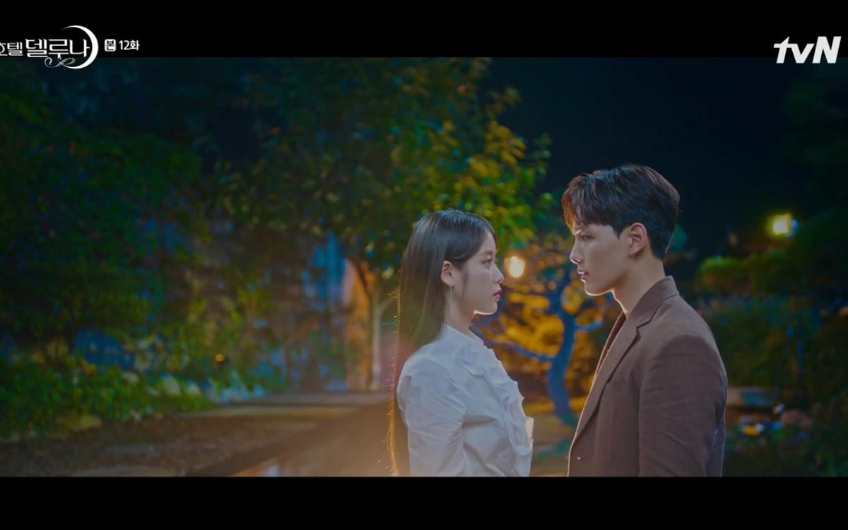 Phim 'Hotel Del Luna' tập 12: IU khóc hết nước mắt vì nghe tin Yeo Jin Goo bị giết, chính thức xác nhận tình cảm? Ảnh 52