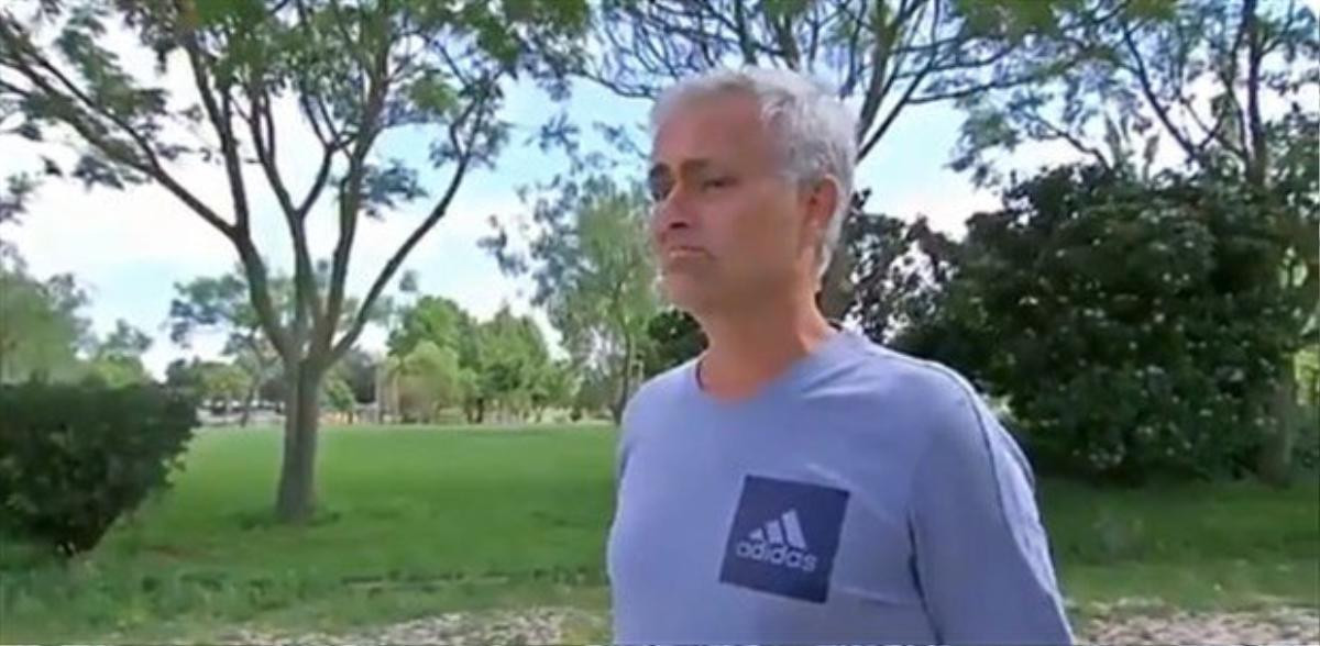 Jose Mourinho khóc vì quá nhớ bóng đá, muốn trở lại M.U Ảnh 2