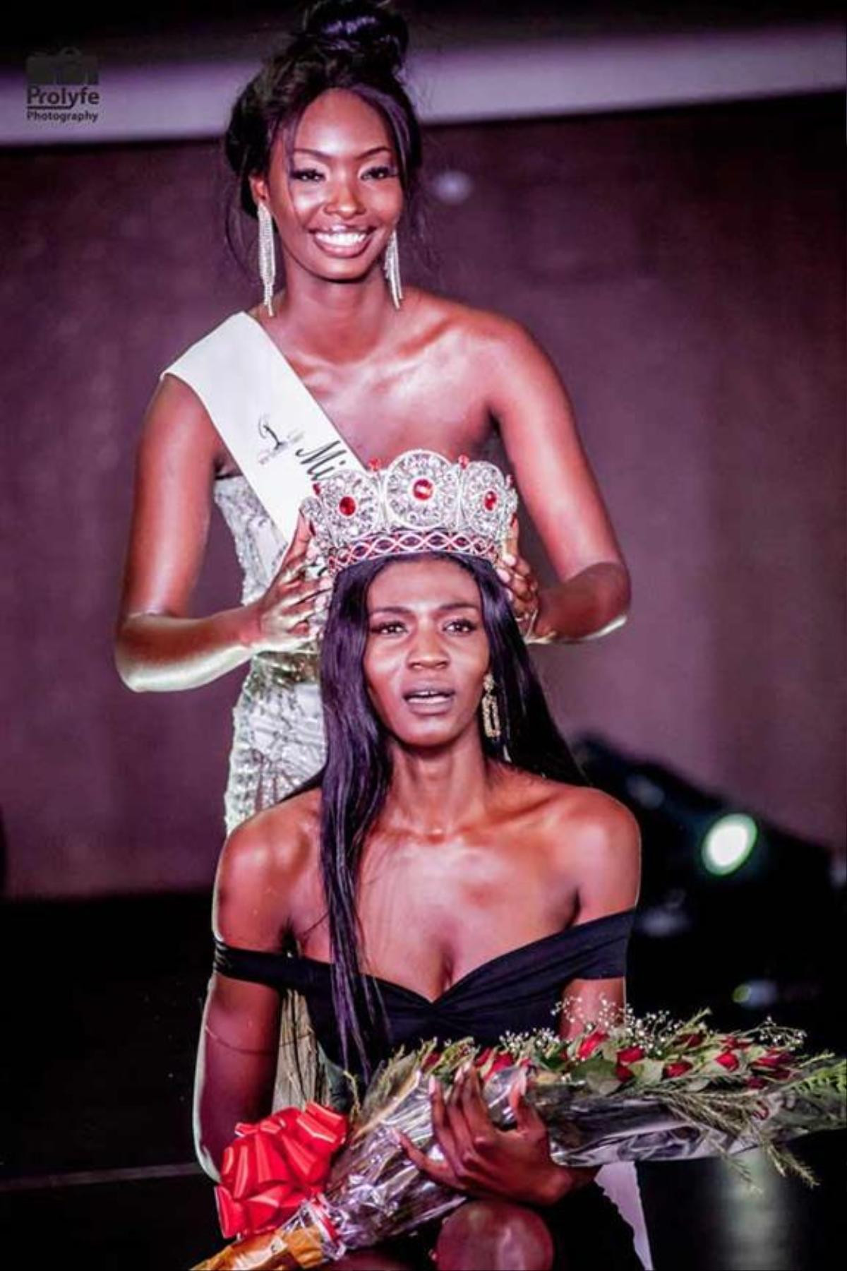 'Giành suất' Vedette Miss Universe của Hoàng Thùy, Tân Hoa hậu Zambia nhan sắc ‘khó cảm' nhưng kinh nghiệm có thừa  Ảnh 5