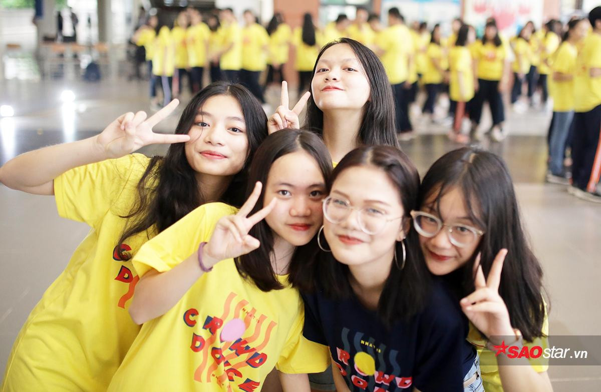 Học sinh Ams 'quẩy' flashmob nhiệt tình đón năm học mới Ảnh 8